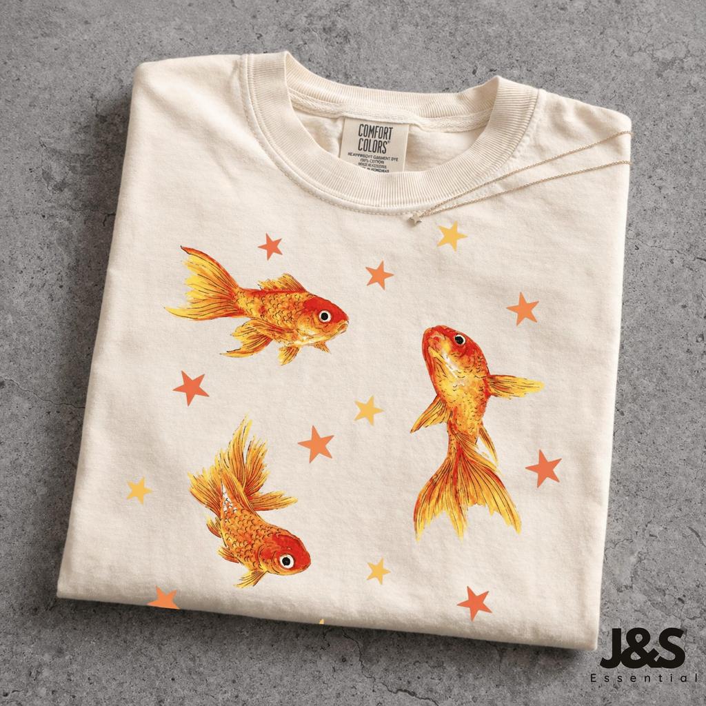 Vintage 90s Goldfish Shirt, Retro Star Graphic Tee, Cute Fantail Goldfish Aesthetic Top, Comfort Colors® Pet Fish Lover Gift, Artistic Y2K