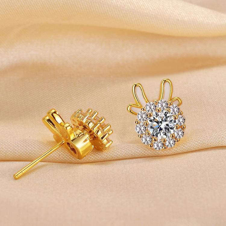 Full Diamond Cute Dragon Stud Earrings Female Rotatable Disc Niche Design Sense Sparkling Dragon Year Stud Earrings