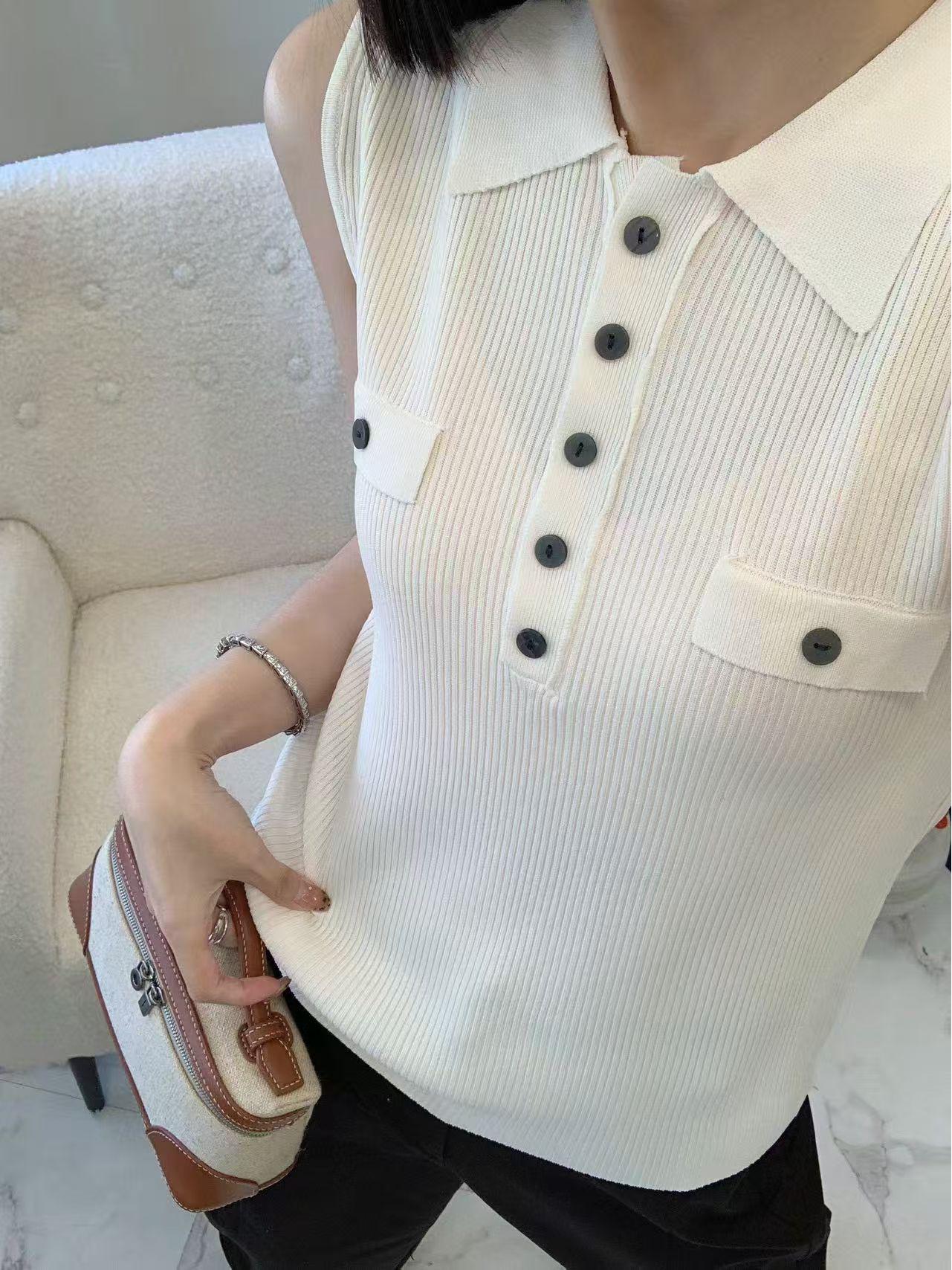 

2026 Stylish Women s Slimming Knit Sleeveless Vest with Stand Collar for Spring and Summer One size fits up to 120 lbs грязно-белый