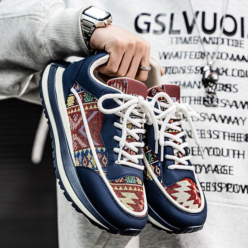 

2025 Летние дышащие удобные мужские китайские уличные туфли для пап - кроссовки с толстой подошвой и увеличенным ростом, с принтом и вафельной вышивкой 44