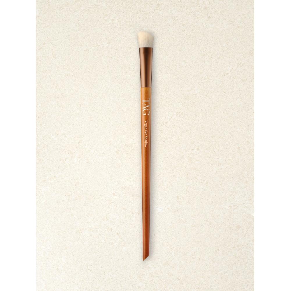 

Tag Vegan Eyeshadow Brush