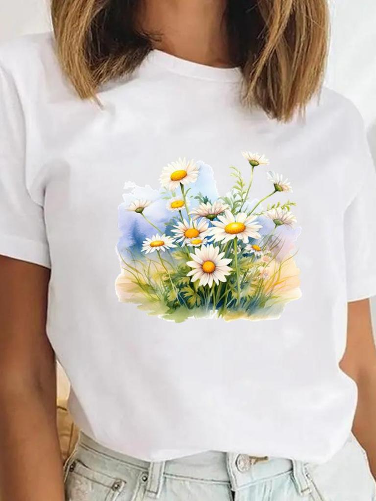 Nature Tshirt Butterfly Flowers Womens Tshirt Watercolor Print Tshirt Oversize Casual Tshirt Nature Lover Daily Streetwear