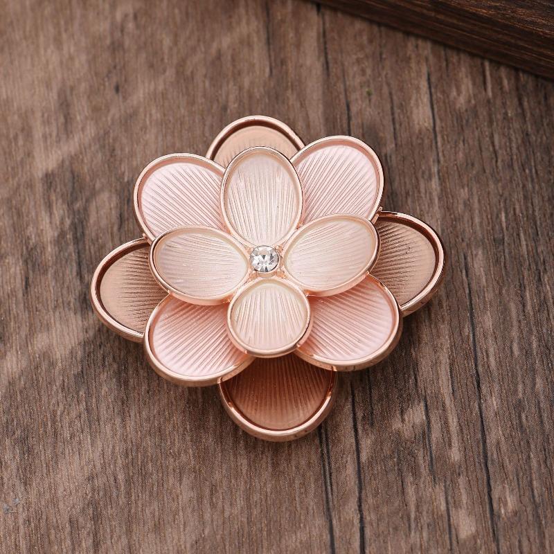 Heiß verkaufende emailierte geometrische Blume magnetische Brosche, modische kreative Blumenbrosche für Damen