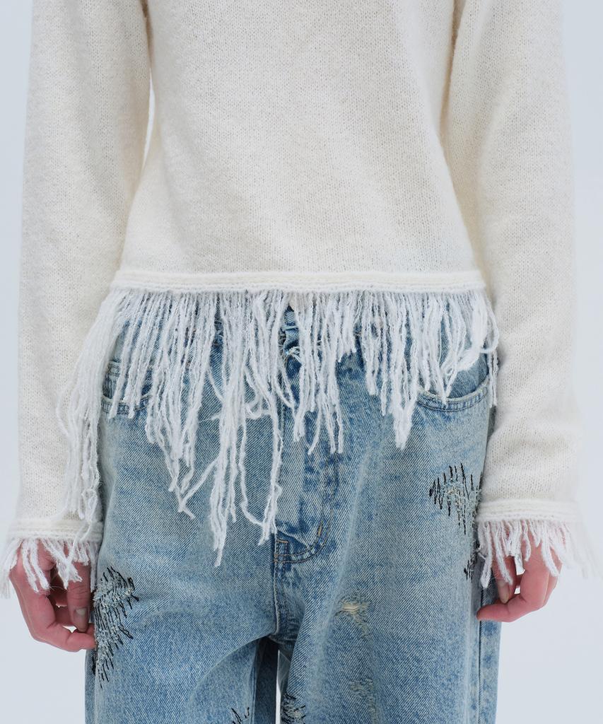 Daiaegeuneol Fringe Damage Knit (Ivory)