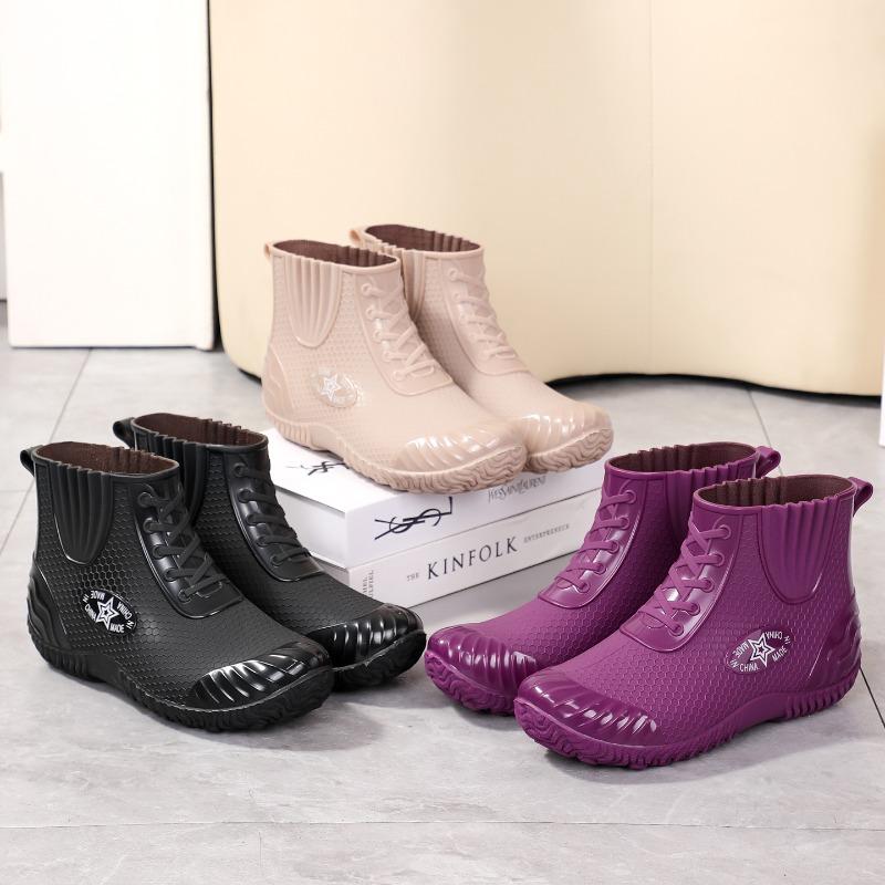 [Send insoles] Rain shoes women's fashion outer wear waterproof and non-slip thick-soled water shoes with velvet soft-soled cotton rain boots