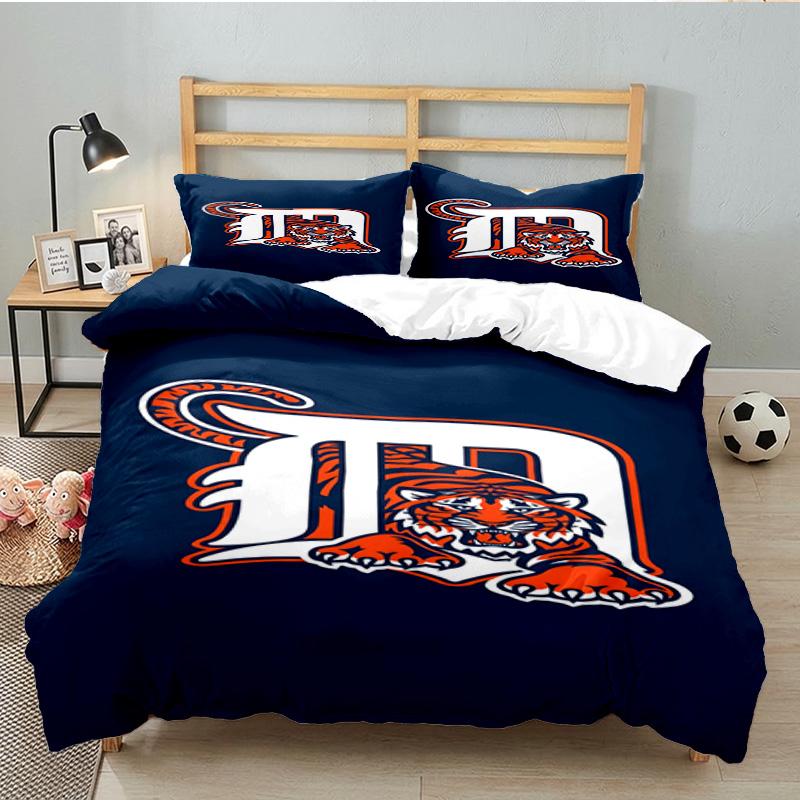 Detroit Tigers Emblem 3pcs Bedding Set,Including 1pc Duvet Cover And 2pcs Pillowcases Perfect Gift for Christmas,Ideal for Bedroom, Dormitory