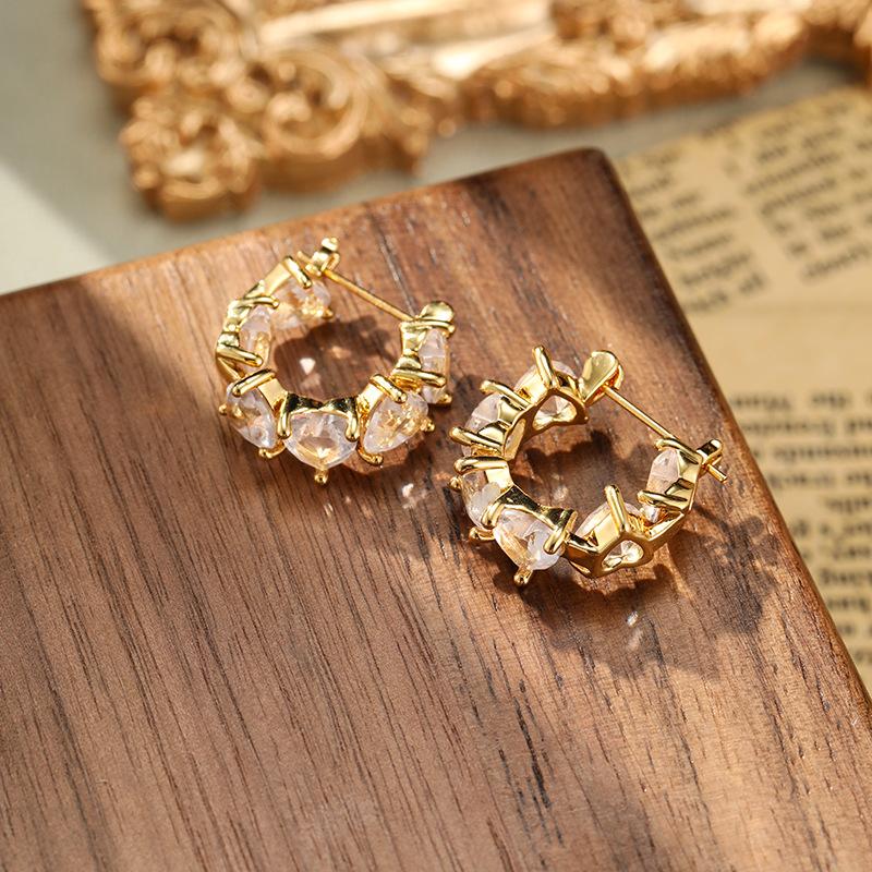 Love Zircon Gold Earrings Light Luxury Elegant Sweet Cool Personalized Fashion Earrings For Women
