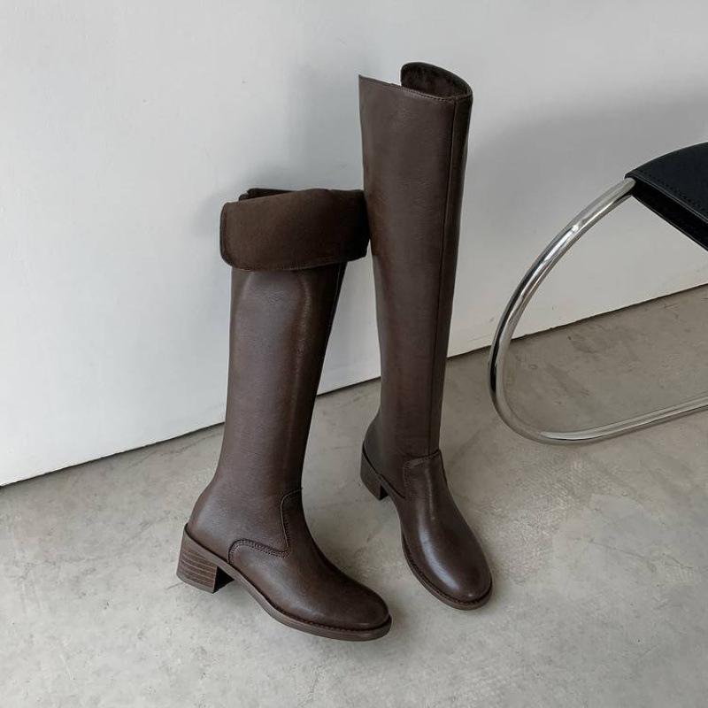Autumn and Winter Women's Leather Boots Round Head Versatile Large Size Women's Boots Middle Heel Sleeve Square Heel Cowhide New Leather High Boots