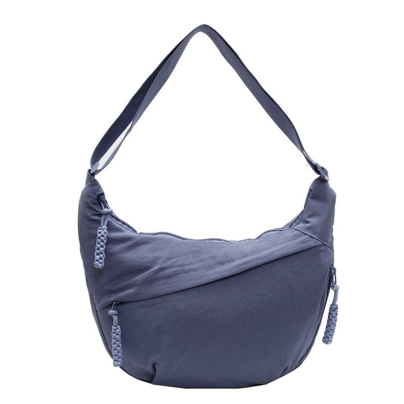 

Trendy new products ins simple fashion lightweight sports style dumpling bag leisure travel versatile solid color messenger bag women синий