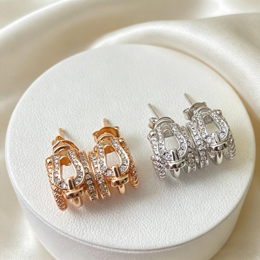 Elegant Paved Buckle Cuff Earrings Minimalist Twisted Rope Texture Small Hoop Ear Jewelry For Ladies Gift Non Allergy Material