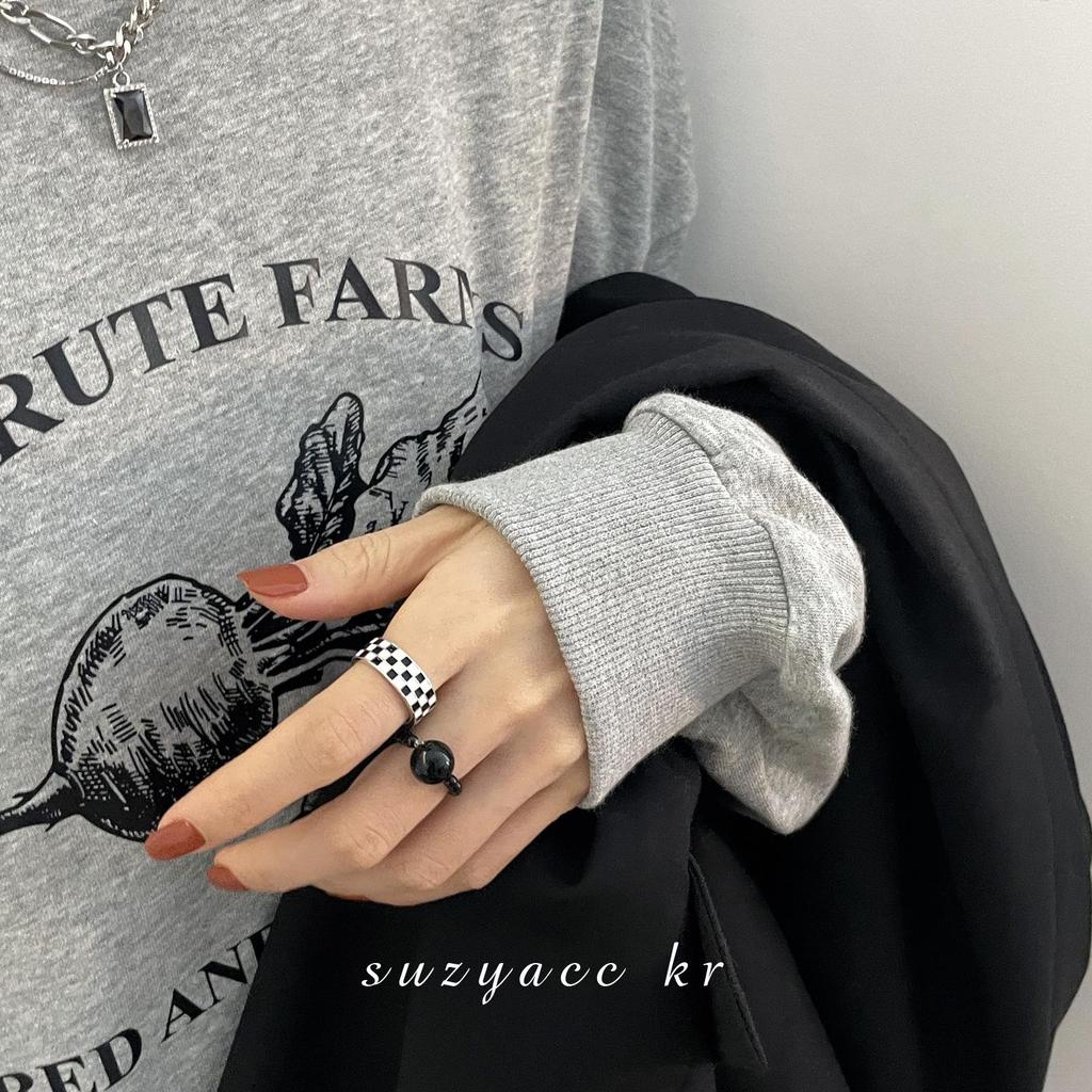 Korean Style S925 Sterling Silver Black & White Checkered Ring: Women's Retro Open Finger Hip Hop Fashion Index Finger Accessory.