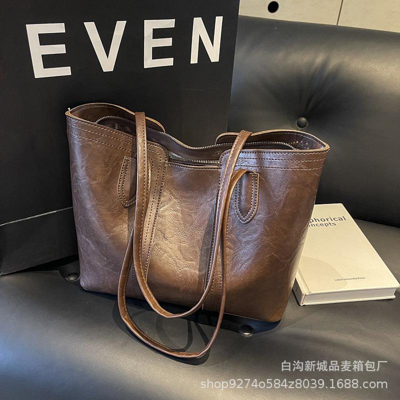 big bag women's new autumn and winter temperament versatile shoulder bag large capacity college student commuting
