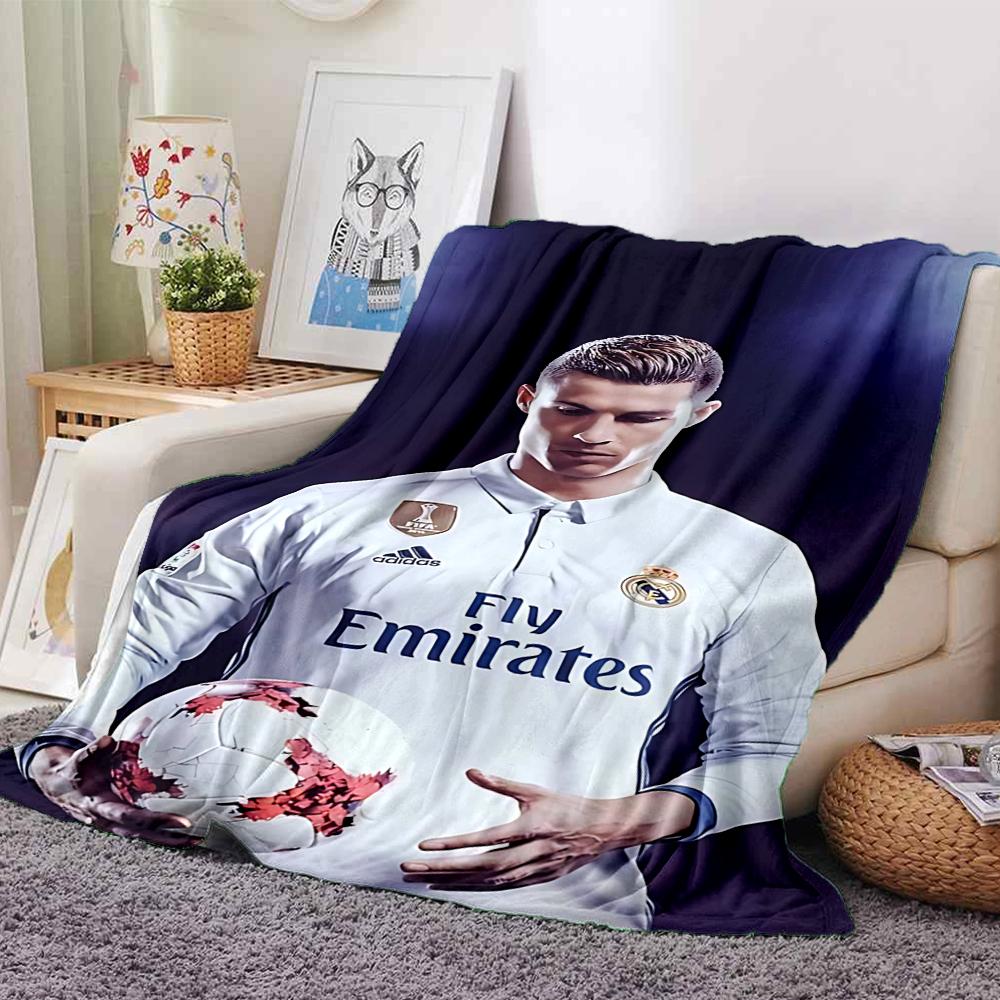 Soccer Player Action Blankets Flannel Printed Breathable Warm Throw Blanket for Home Office Bedspreads 0708a147