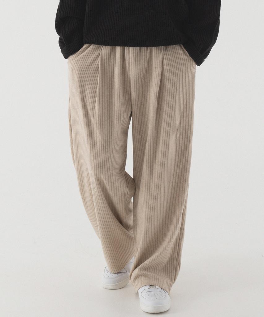 PIANER One-Pleat Wide Ribbed Knit Pants (Dark Beige)