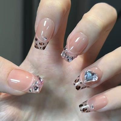24 Stück Explosive Love Diamanten Gestapelte Diamanten Französisch Süßes Mädchen Mode Atmosphäre Tragen Nagel Abnehmbare Nagelkunst Diamant 24 Stück