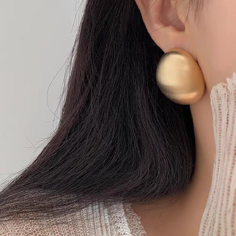 Vintage Minimalist Ladies Accessories Elegant Jewelry Matte Frosted Metal Brushed Oval-shaped Geometric Earrings Tide Cold Earrings Female