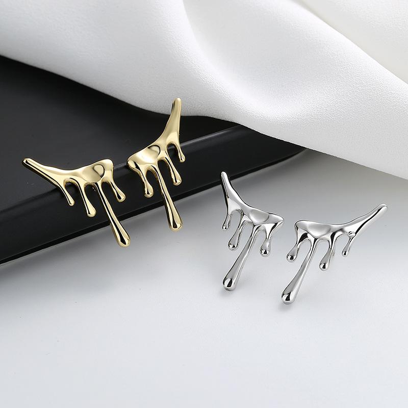 Ins Cold Style High-end Earrings Lesbian Niche Design Heavy Industry Metal Earrings