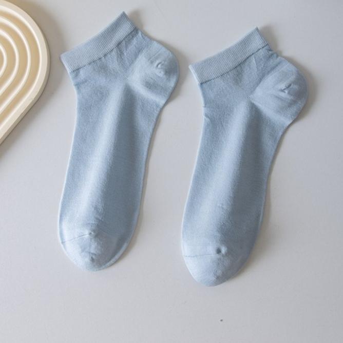 Women's Summer Thin Sweat Absorbing Breathable Moon Boneless Short Tube Socks
