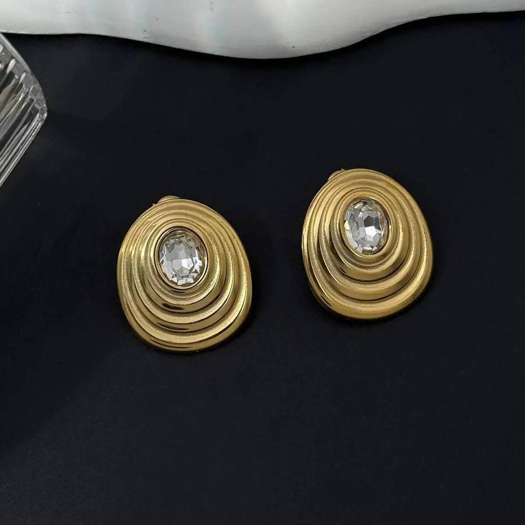 Salircon Temperament Retro Stainless Steel Inlaid Zircon Stud Earring for Women Vintage 18K Gold Plated Piercing Earring Jewelry