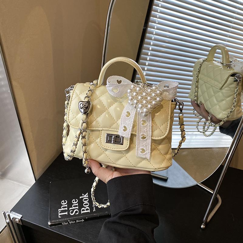 Fashion Rhombus Chain Embroidered Thread Bag Women's New Shoulder Crossbody Temperament Commuter Hand Carry Small Square Bag Tide