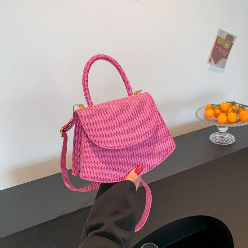 

Trendy Simple Solid Color Handbag Soft Magnetic Closure Pu Leather Shoulder And Crossbody Bag рожевий червоний колір