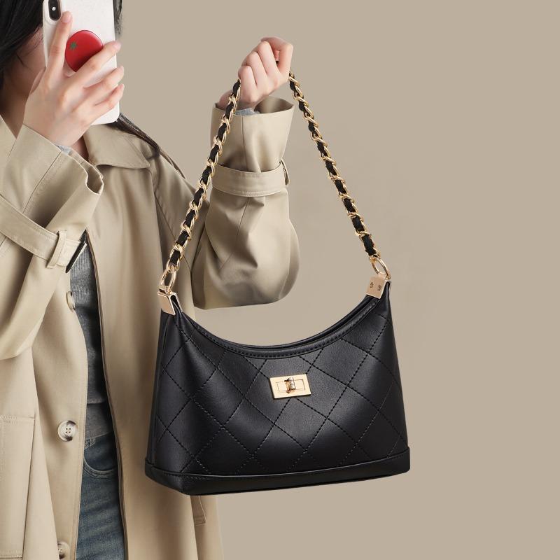 Bag New women s bag Summer shoulder messenger bag Premium commuter diamond chain armpit bag чёрный