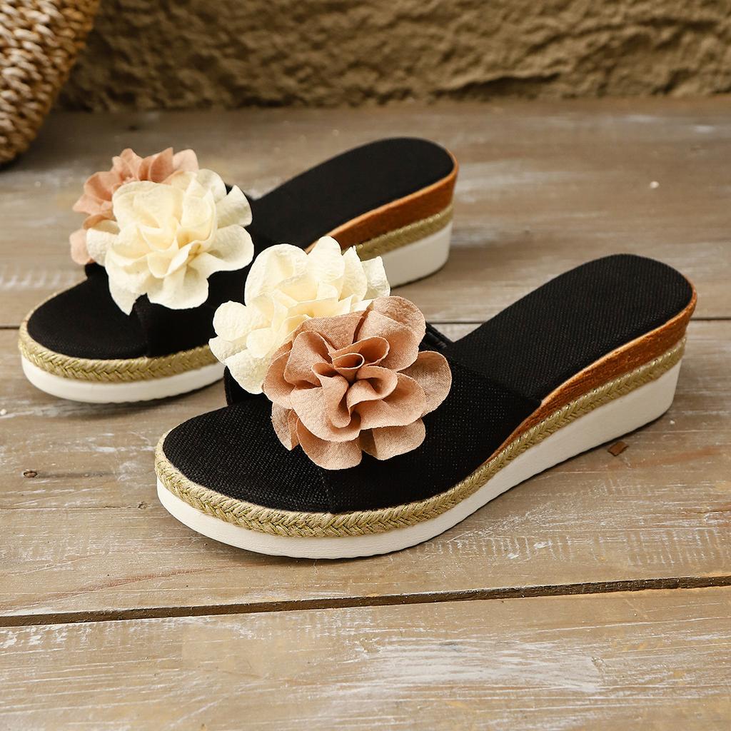 Large Size Wedge Slippers 2025 Summer Women Wear Flower Slippers Beach Casual Open-toed Slippers Women