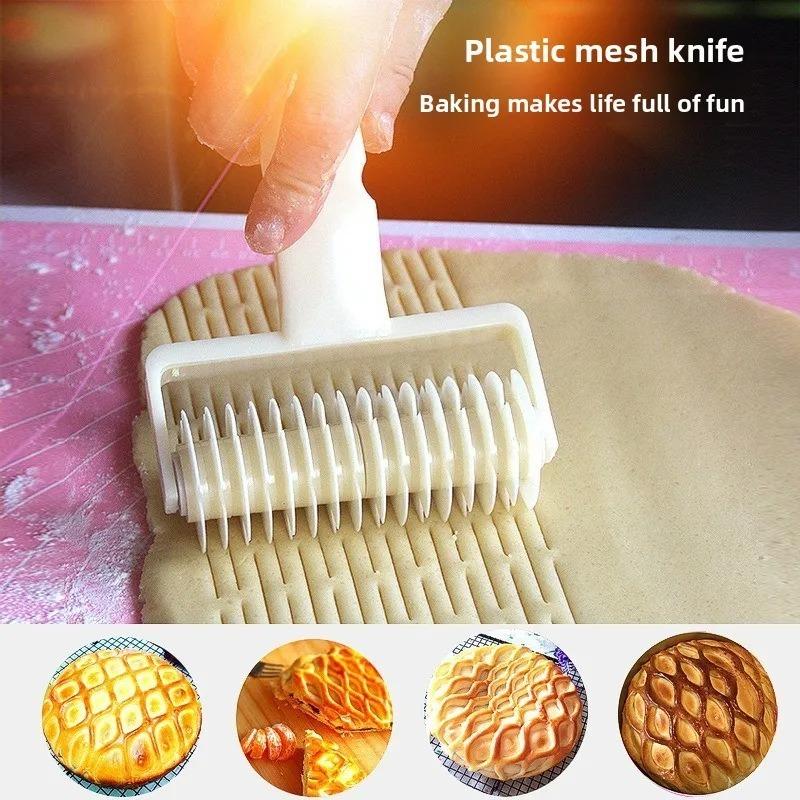 Pizza Roller Knife Pie Slicer Mold Pastry Embossing Lattice Dough Cutter Plastic Pizza Pie Cutter Wheel Baking Kitchen Gadgets