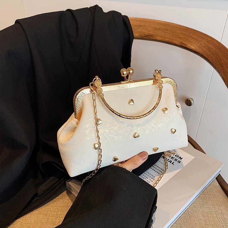 Stylish Casual Shell Bag For Summer Fashion With Trendy Colors And Soft Pu Material