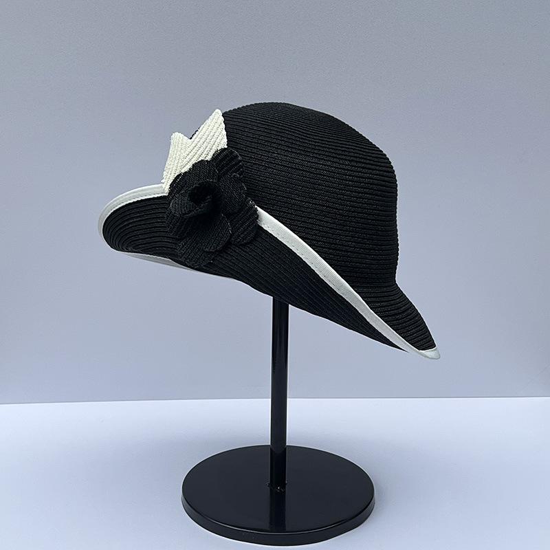 Женская летняя соломенная шляпа-ведро в стиле Сяосянфэн с камелиями, солнцезащитная, с контрастной окантовкой, шляпа-горшок M（56-58cm）