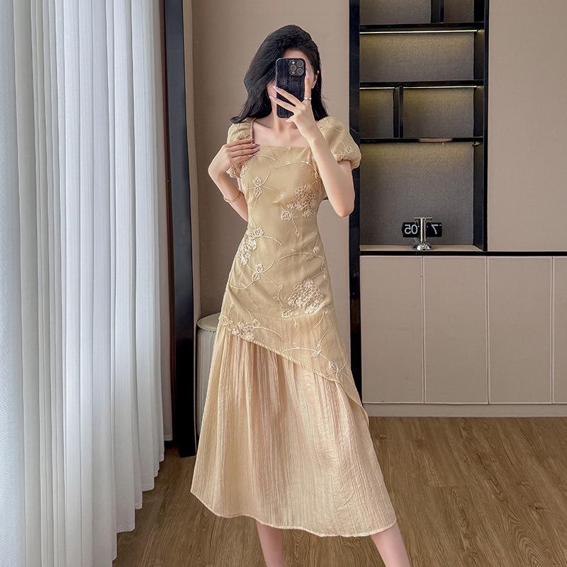 

2025 Summer Chinese Style Embroidered Square Neck Short Sleeve Slimming Maxi Dress for Women Small хакі