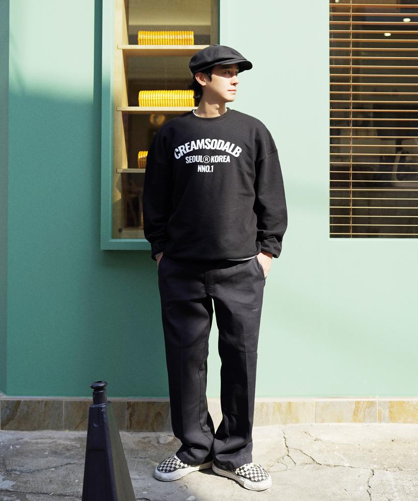 CREAM SODA LAB Lab Cr Nno1 Seoul Korea Acro Logo Sweatshirt Black
