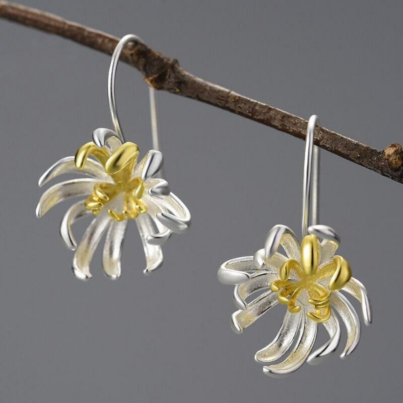 Exquisite and Elegant Chrysanthemum Pendant Earrings, Fresh and Bright Flower Earrings, Women's Daily Holiday Jewelry Gifts