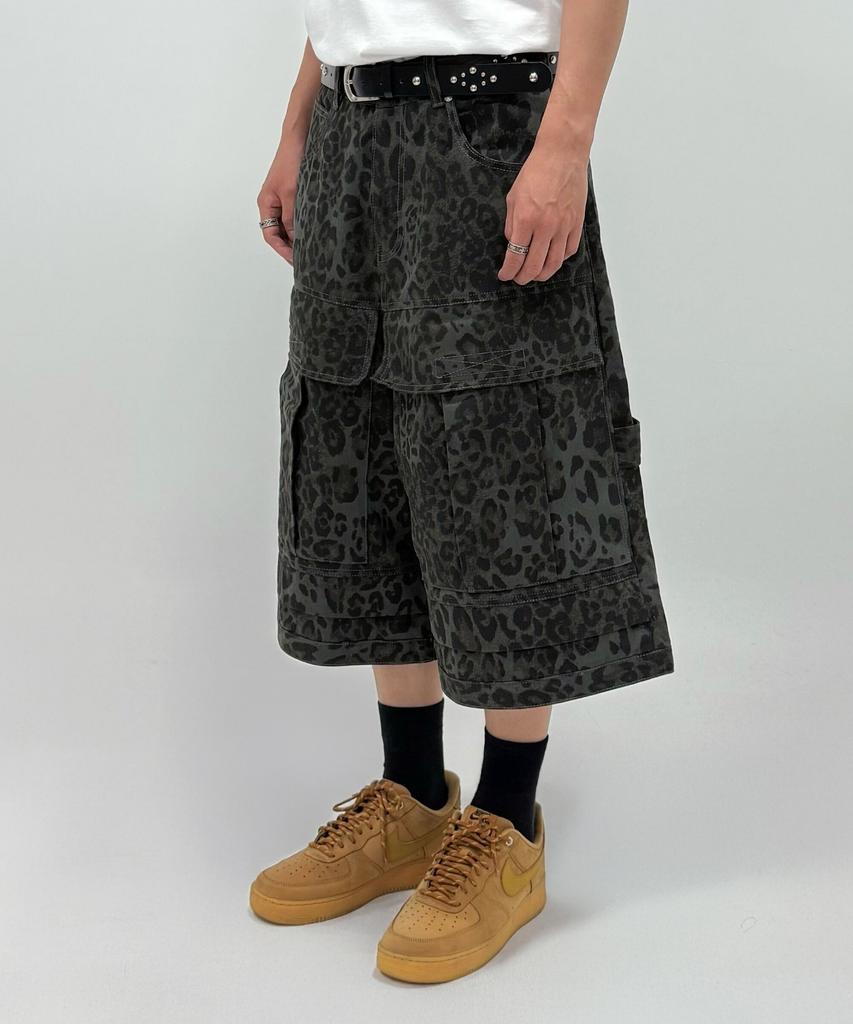 IDWS Ignis Maxi Cargo Bermuda Shorts Leopard