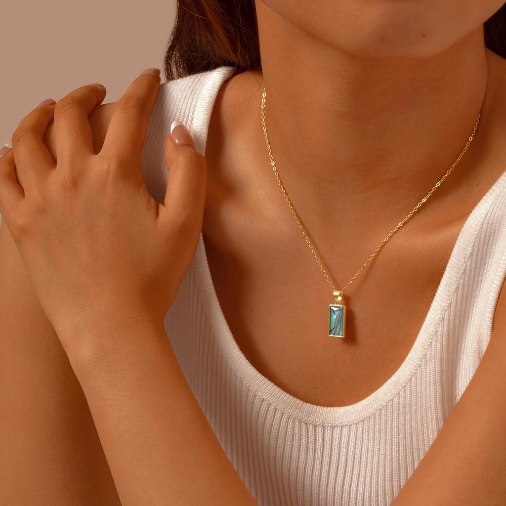 Minimalist Square Shell Pendant Necklace for Women, Copper 14K Gold Plated Geometric Pendant, Elegant Aesthetic Jewelry Gift