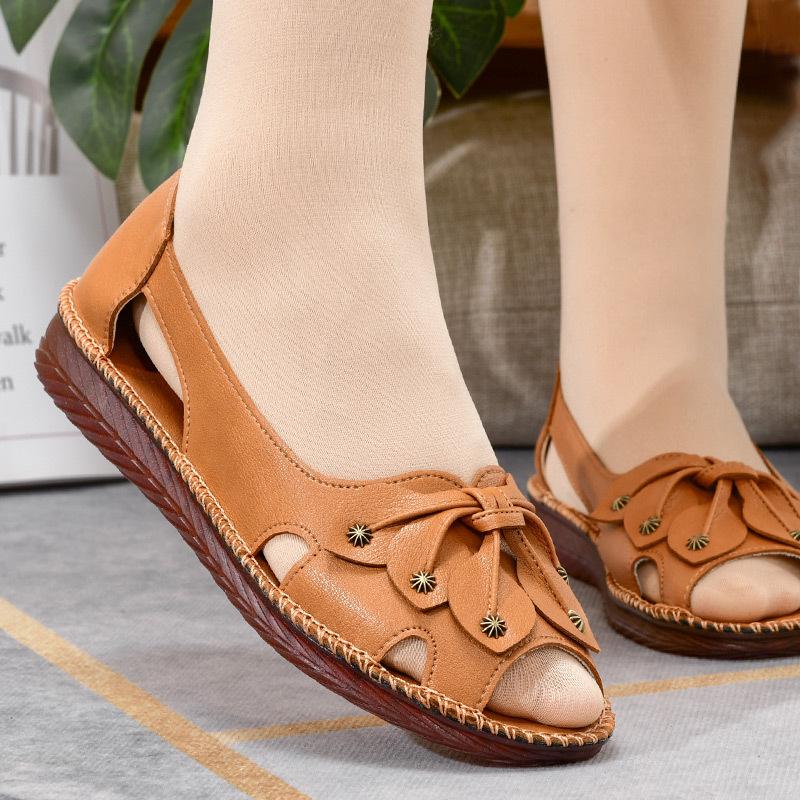 Summer Sandals Women's Mother Shoes Leather Soft Bottom Non-slip Fish Mouth Comfortable Large Size Hole Shoes Hollow Women's Shoes
