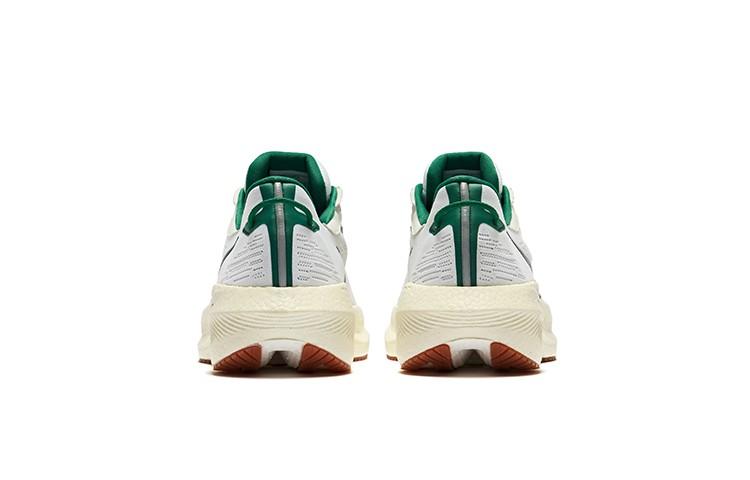 Saucony Triumph 21 Abrasion Resistant Breathable Low Top Training - S20881-136