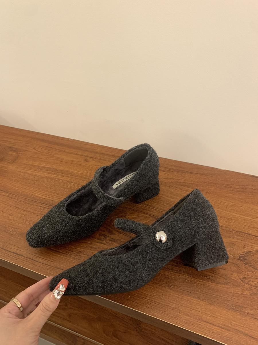 

серые туфли Мэри Джейн на толстом каблуке со стразами для женской зимней носки, новая корейская версия шерстяных одинарных туфель с квадратным носком на хлопковой подкладке 40