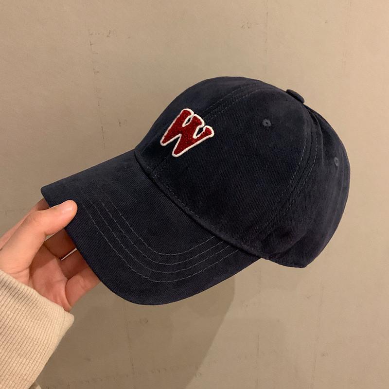 Embroidered Elegant Baseball Cap For Women Trendy And Stylish Accessory Summer