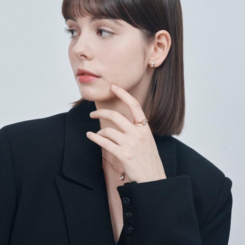 ELLE Jewelry Vivid Party Oval Cubic Ring ELBRWR134