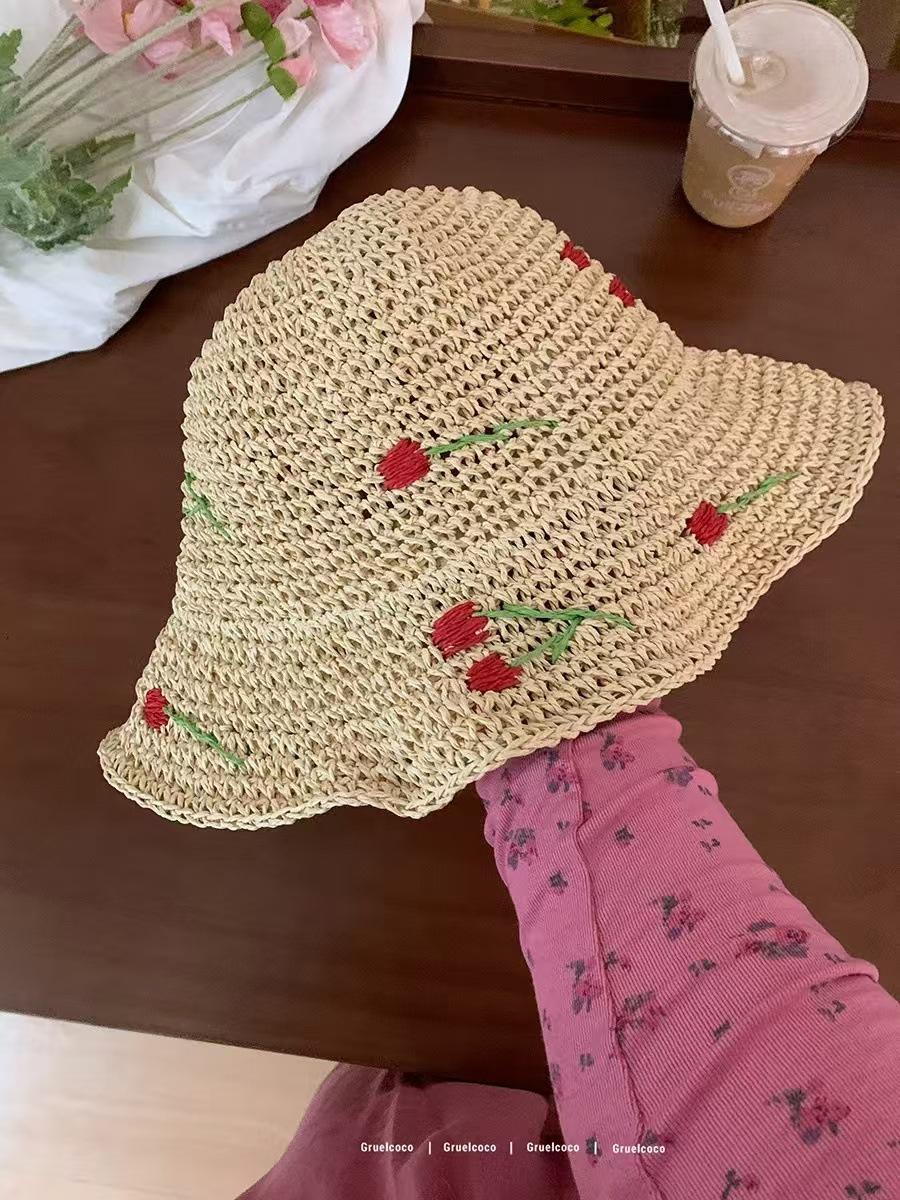 

Women Sun Hat 2026 New Fashionable Summer Open-Weave Sun Protection Hats French-style Outerwear Beach Vacation Hat for Ladies