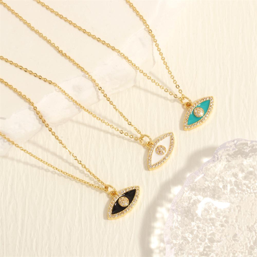 European and American New Creative Turkish Evil Eye Oil Drop Necklace Vintage Simple Elegant Micro Inlaid Evil Eye Collarbone Chain