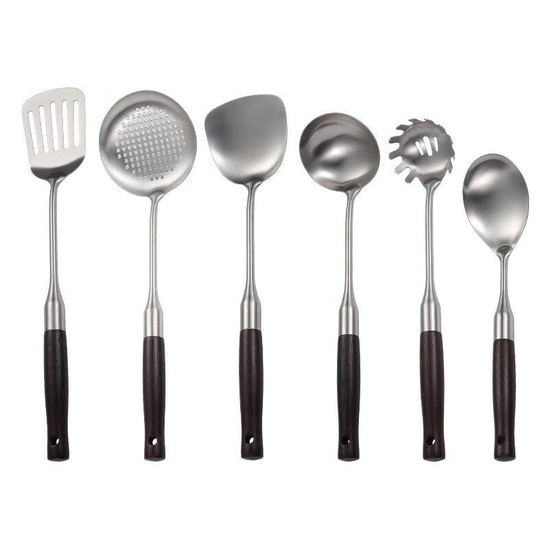 ZISIZ Stekpannespade i rostfritt stålset med wengehandtag