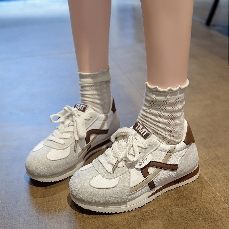 Shoes women's new autumn great-looking inner height-increasing sneakers with skirts fashionable leather