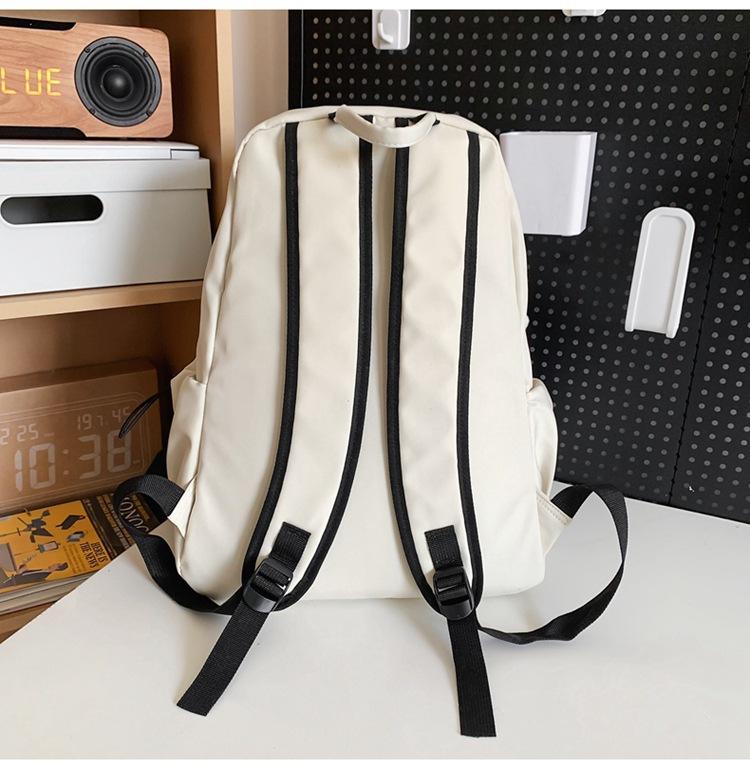 Einfarbiger Schulrucksack für Mittelschüler