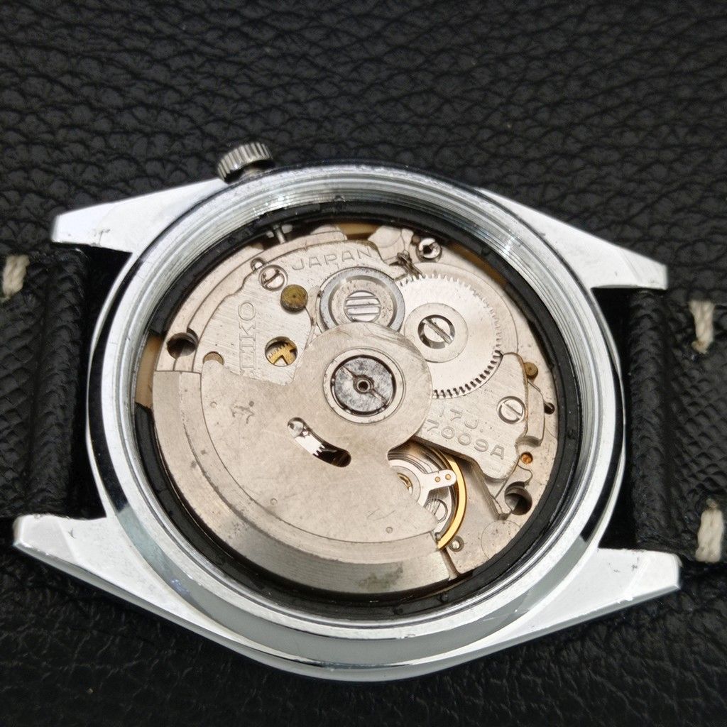 Seiko 5 AUTOMATIC VINTAGE REFURBISHED JAPAN MENS GOLDEN DIAL WATCH A446699-1