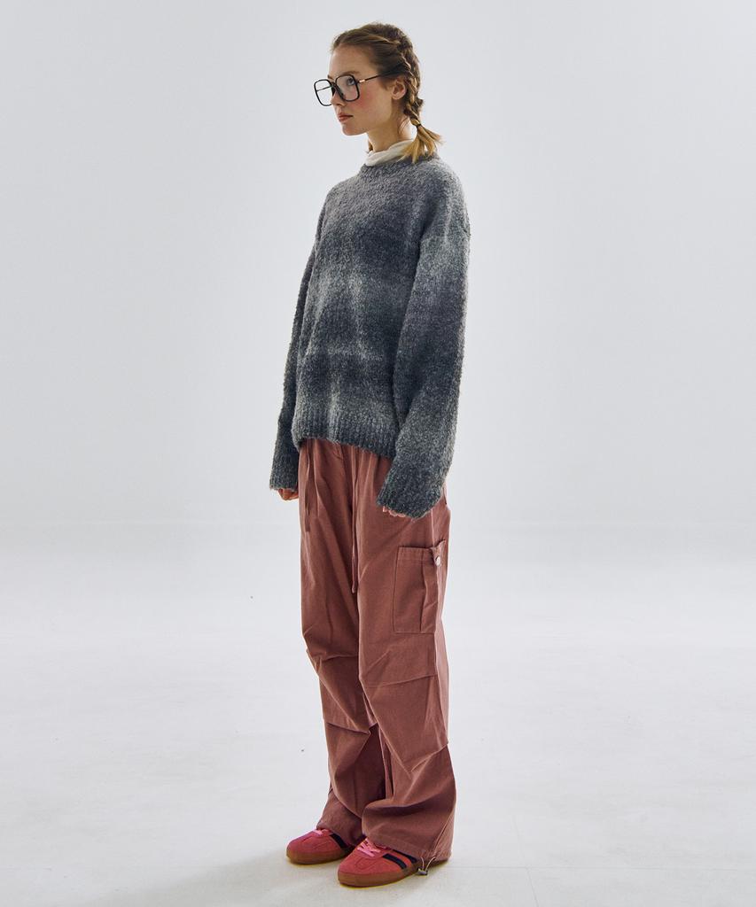 SOME PLACE Gradient Stripe Oversized Round Knit [Gray]
