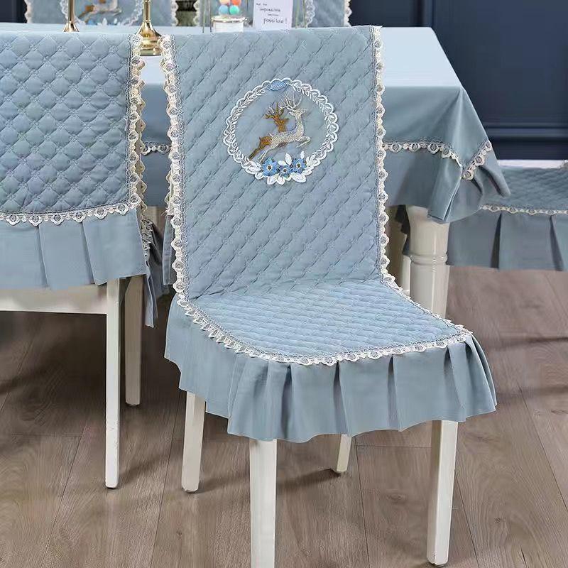 Luxuriöses Esszimmer-Set mit Tischdecke & Stuhlbezügen - Modernes integriertes Design, Verdickte Polster, Maßgeschneiderte Passform
