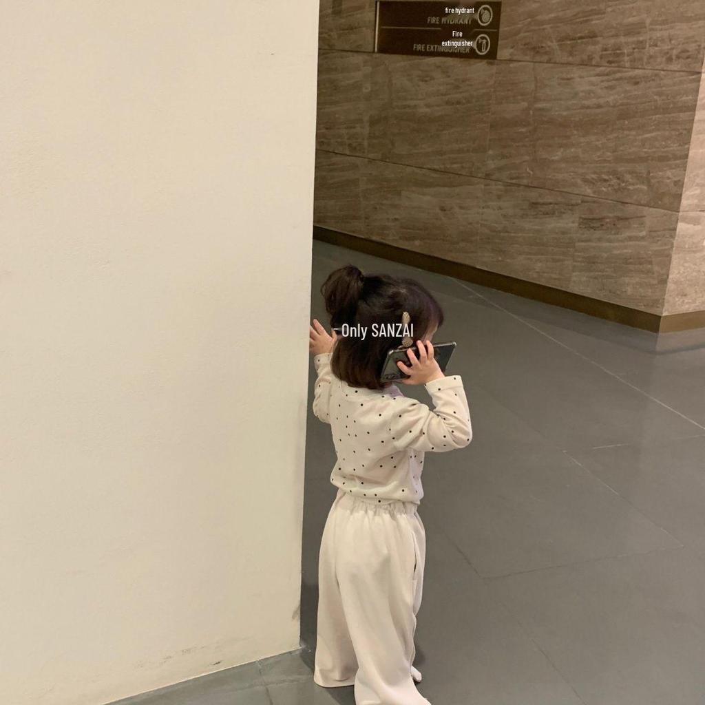 Blusa Manga Longa de Bolinhas para Meninas - Versátil de Primavera Roupa Íntima para Bebê