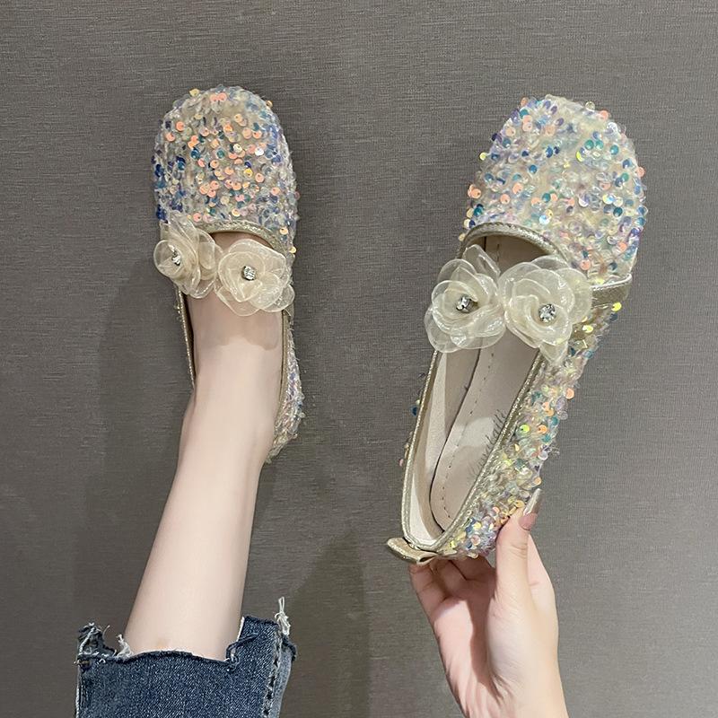 

Плоские одинарные туфли женские 2025 лето новые модные универсальные туфли с мелким горлом со стразами и блестками в виде цветка феи ветра бобовые туфли женские 35 розовый